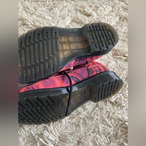 Streetwear, Edgy, Grunge Dr Martens PASCAL Summer Tie Dye Leather Combat Boots - Picture 6 of 10